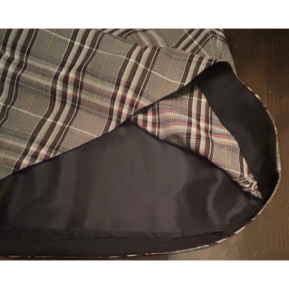 Theory Plaid Mini Skirt High Waist 100% Virgin Wool Back Zip Women's Size 12 - Picture 3 of 8